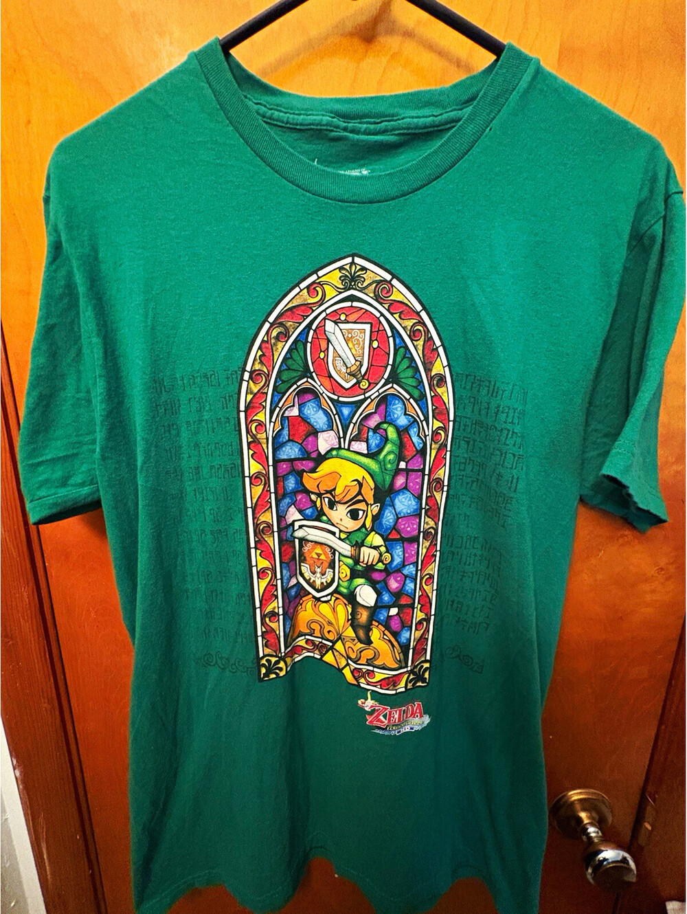 The Legend of Zelda Wind Waker HD Link Stained Glass T-Shirt Men’s Large